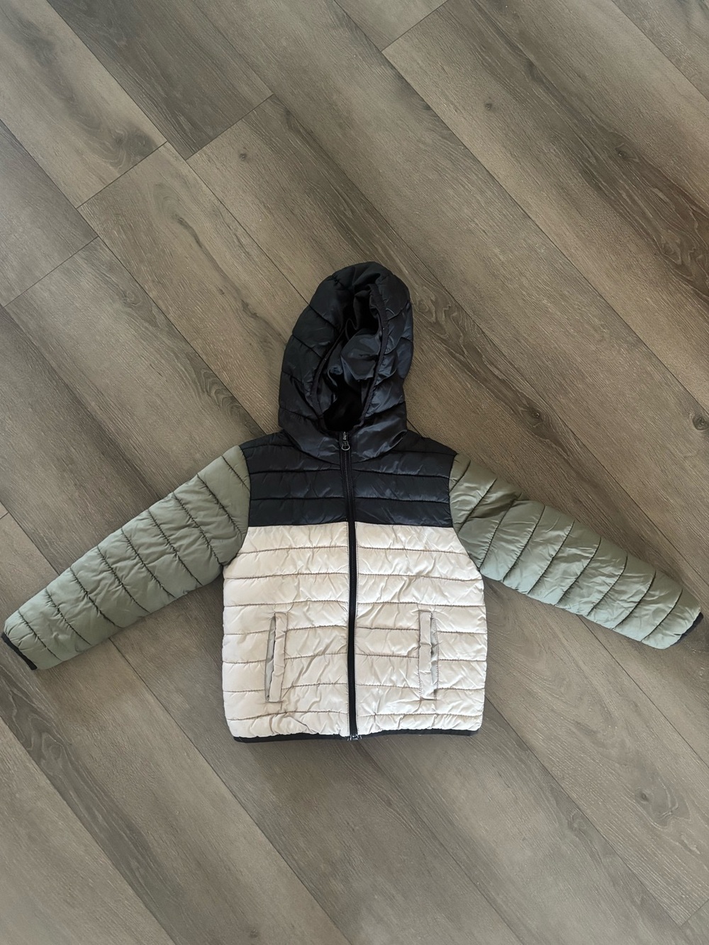 George Colorblock Hooded Puffer Jacket - Black, Light Gray & Olive Green